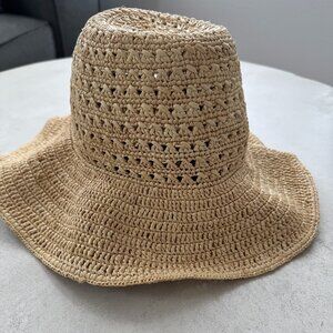 Janessa Leoné wide brim raffia hat